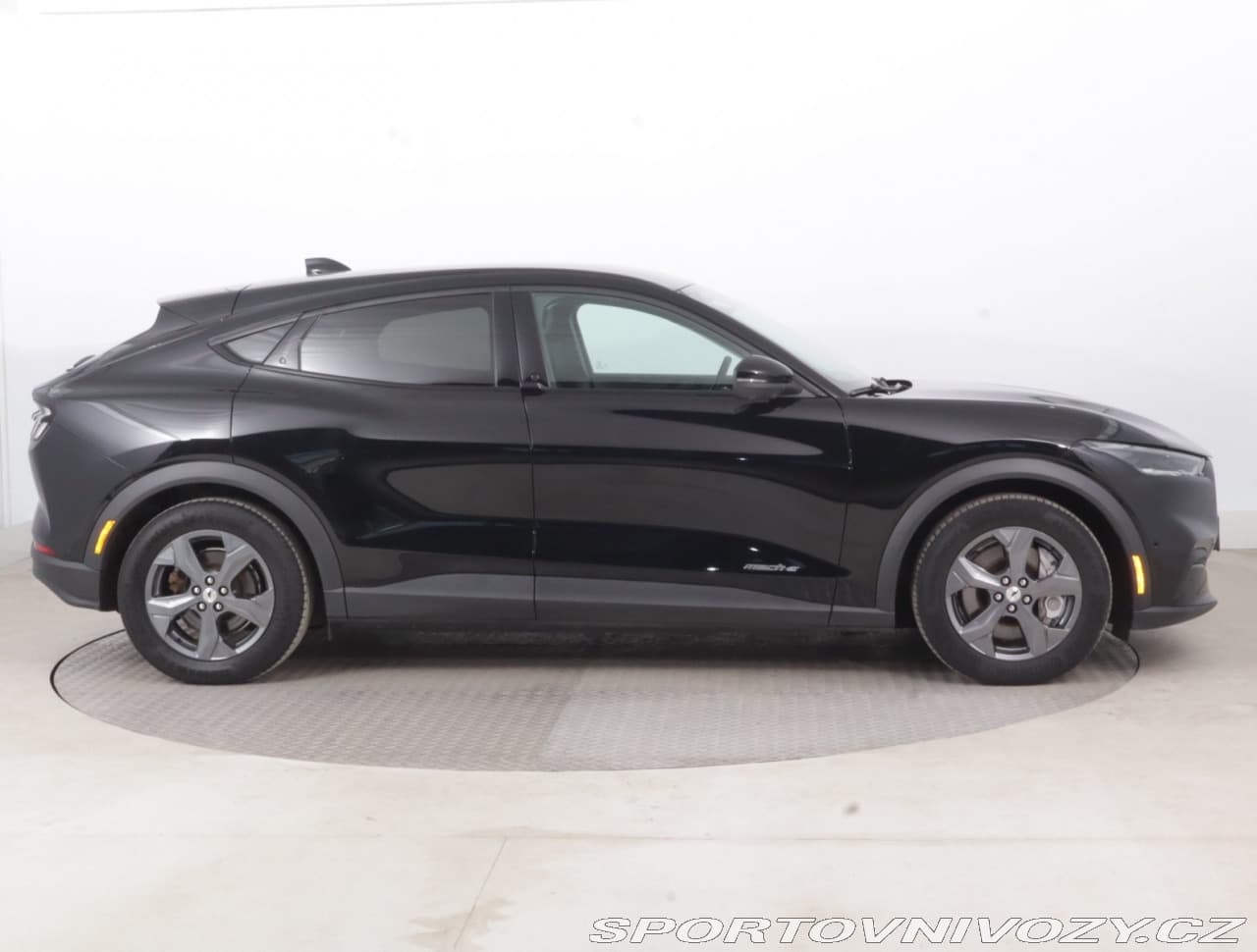 2022 Ford MUSTANG - 6
