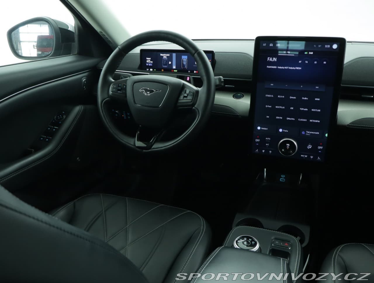2022 Ford MUSTANG - 7