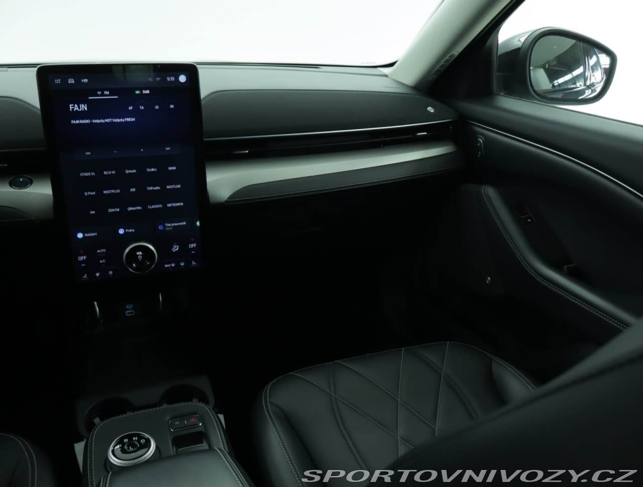 2022 Ford MUSTANG - 8