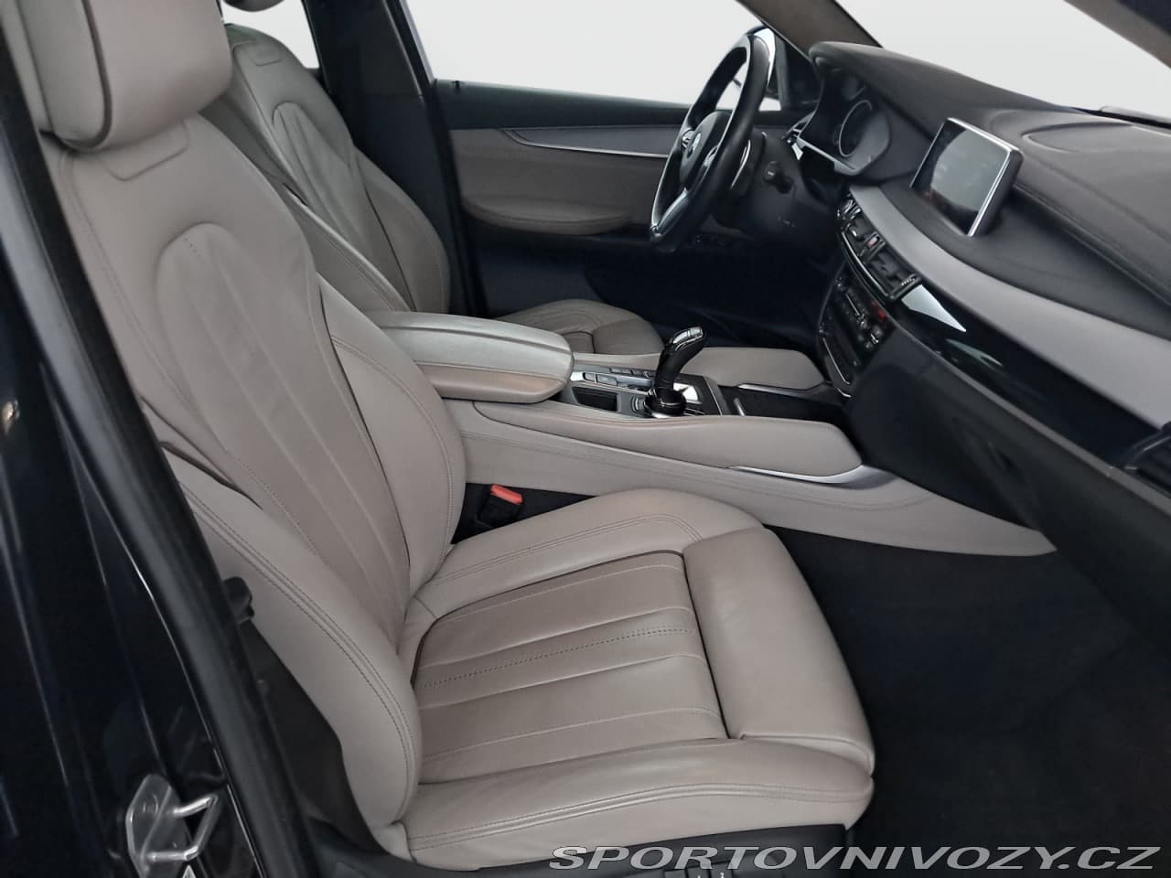 2017 BMW X6 - 9