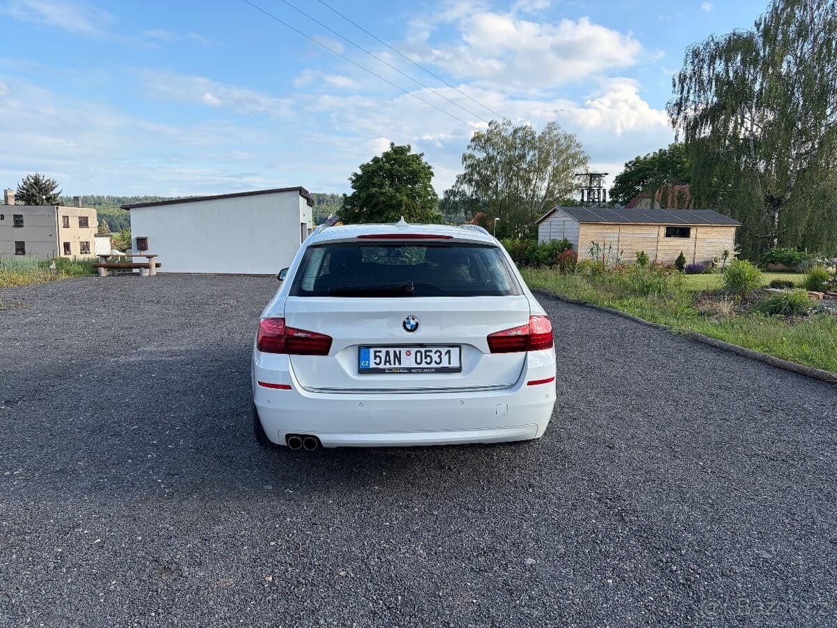 2016 BMW 5-SERIES - 4