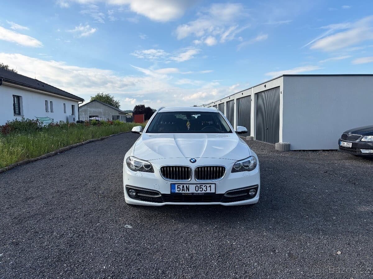 2016 BMW 5-SERIES - 5