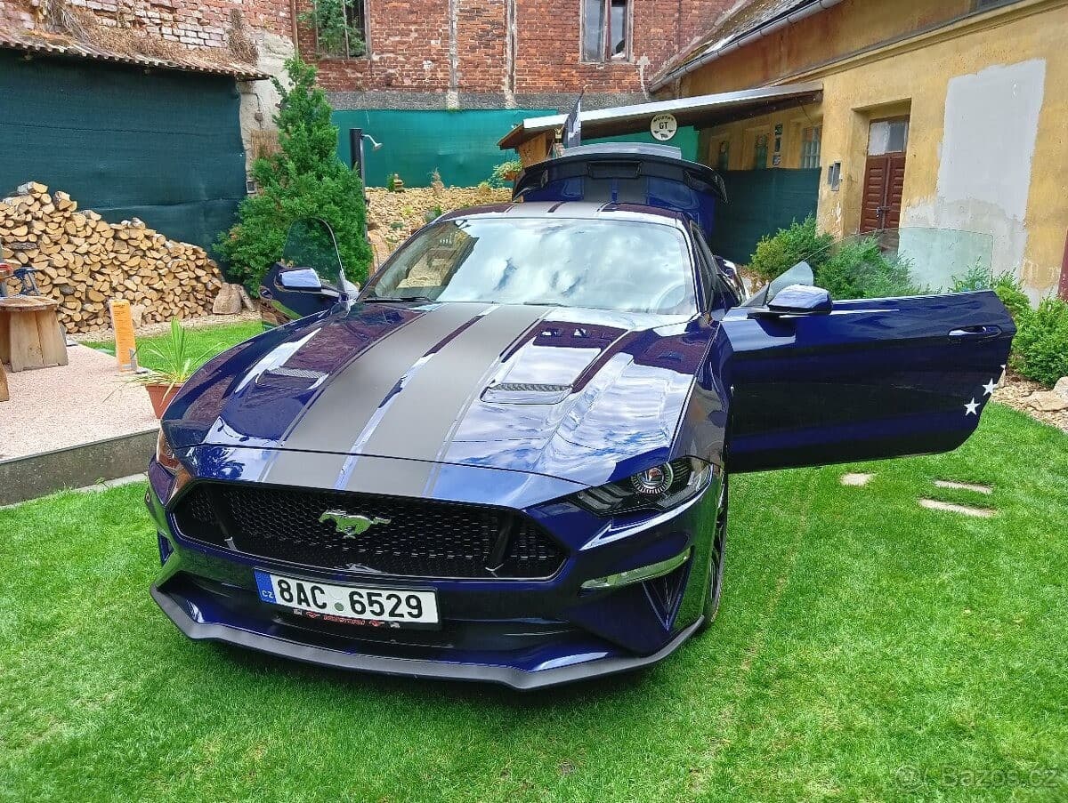 2018 Ford MUSTANG