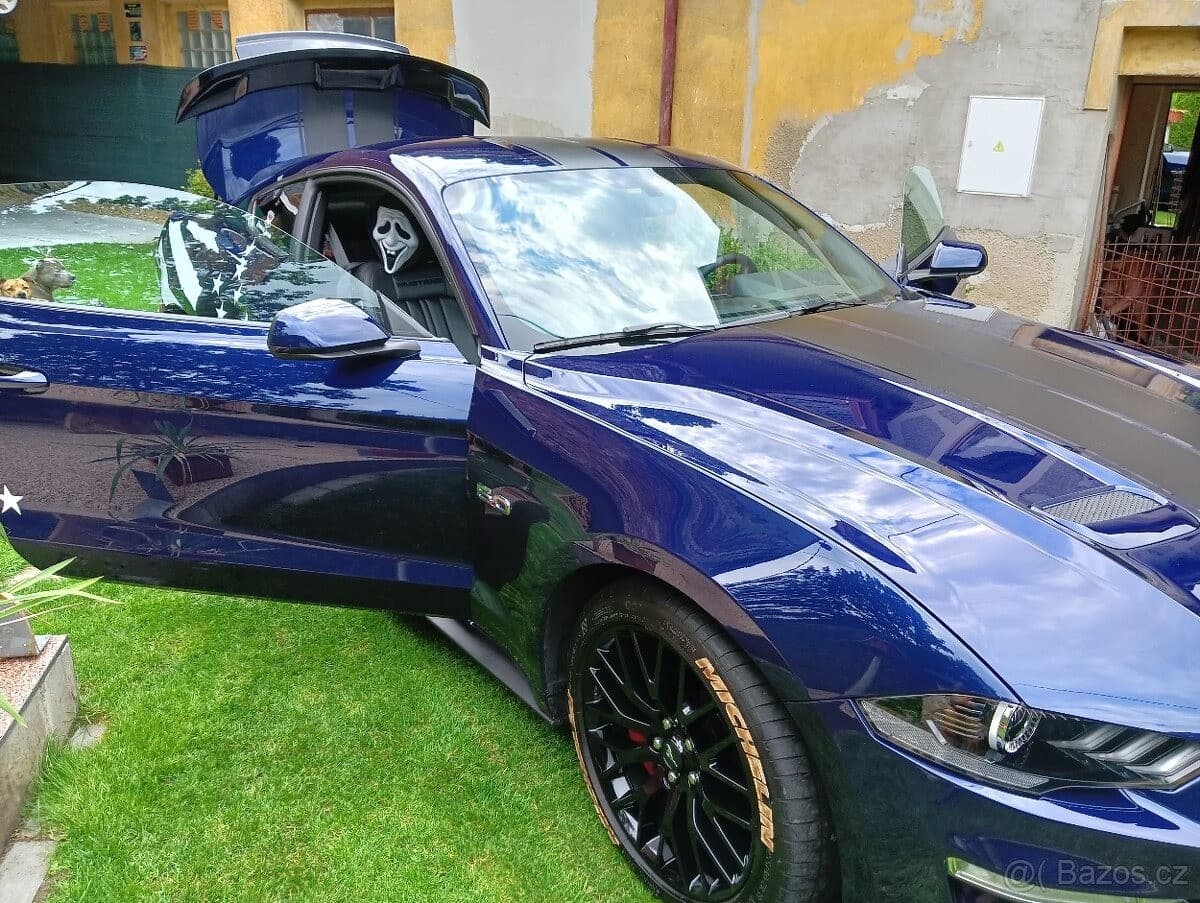 2018 Ford MUSTANG - 14