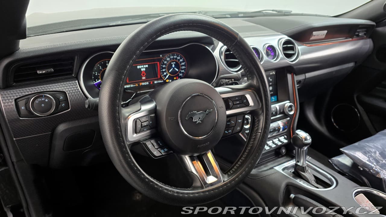 2018 Ford MUSTANG - 23