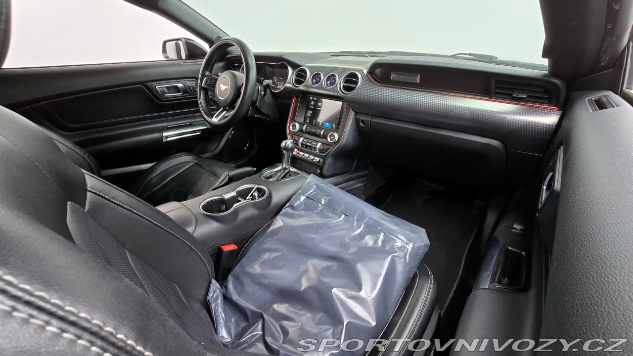 2018 Ford MUSTANG - 13
