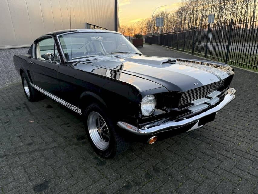 1966 Ford MUSTANG