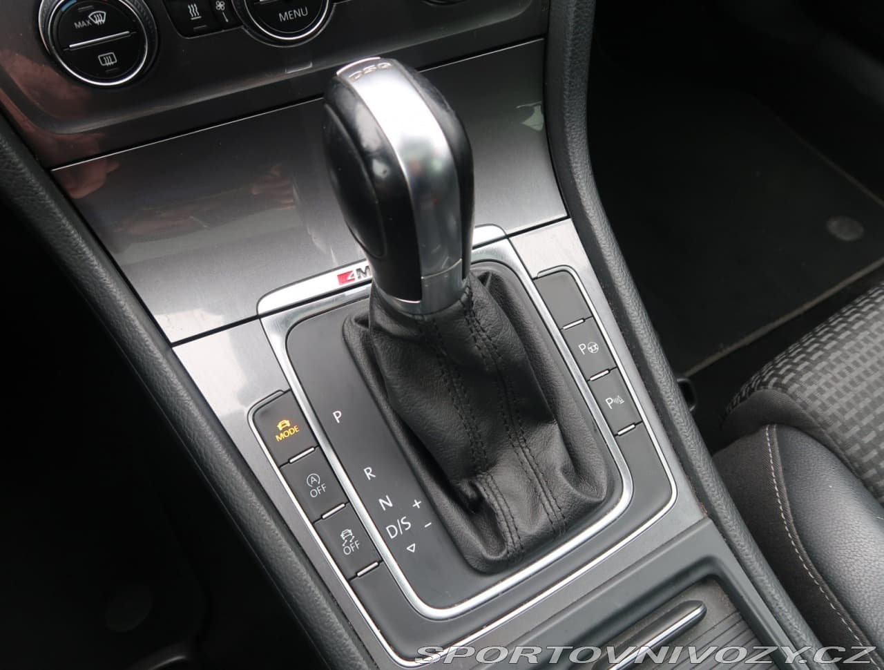 2016 Volkswagen GOLF - 25
