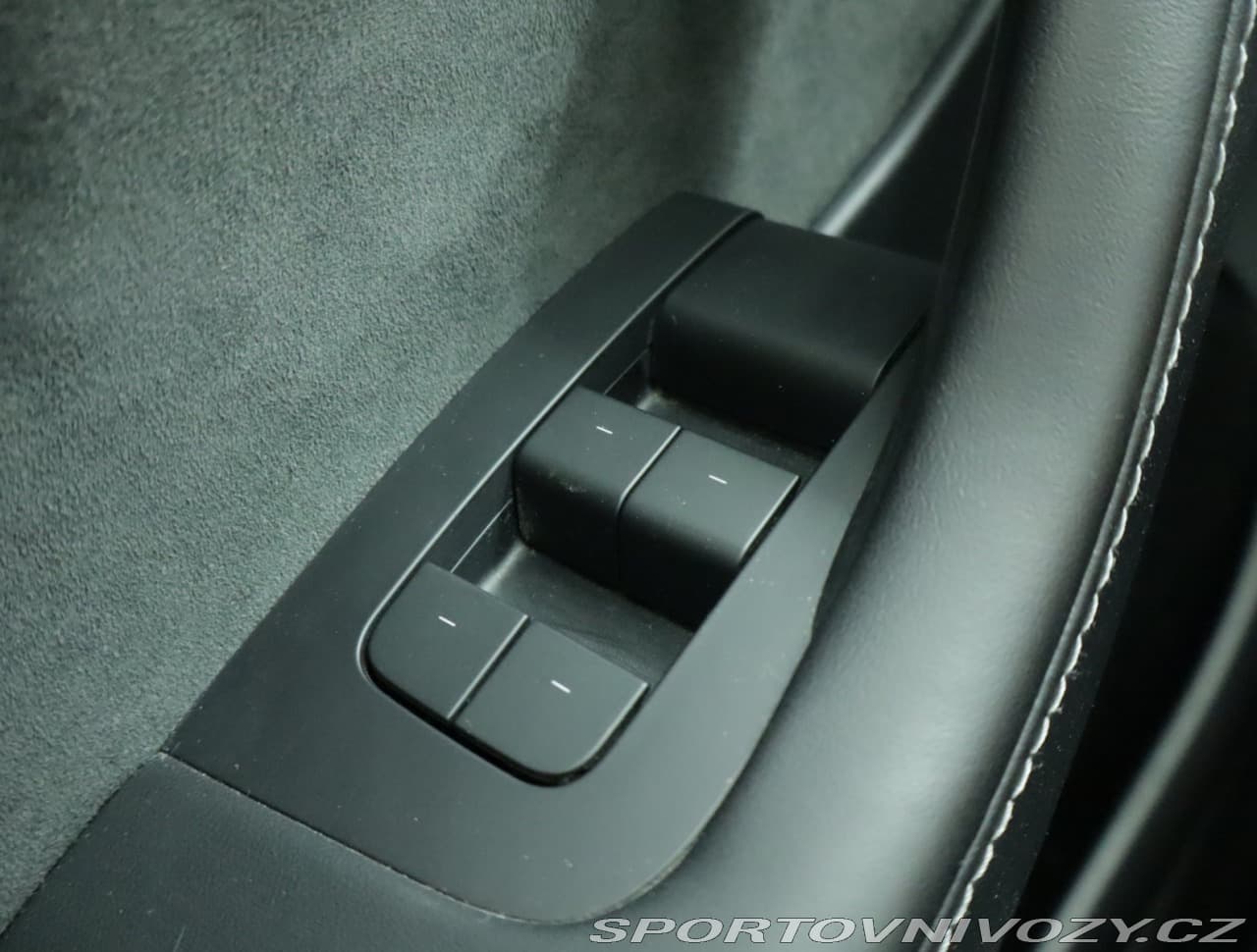 2022 Tesla MODEL Y - 27