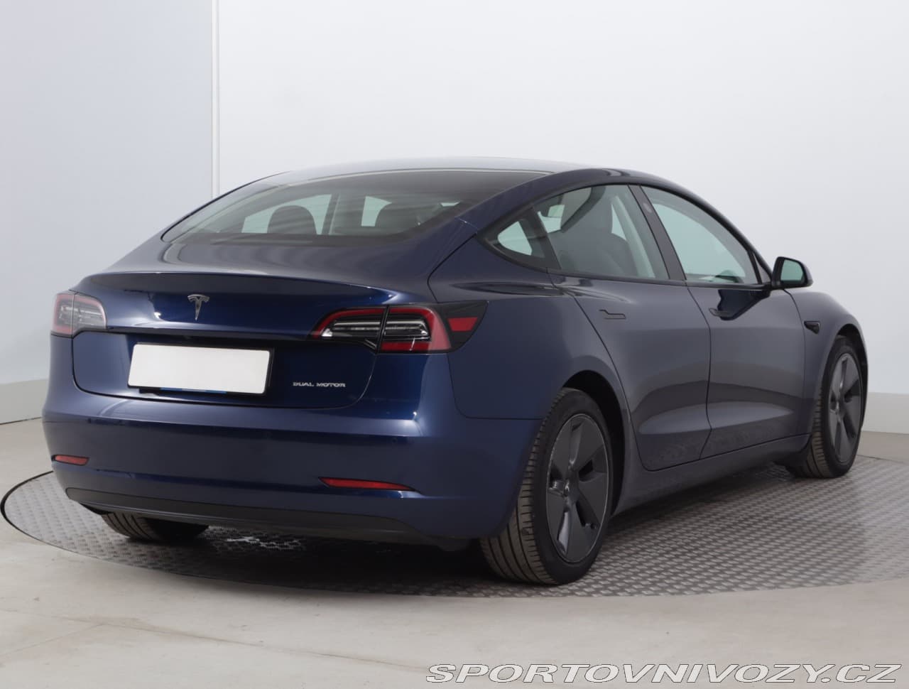 2020 Tesla MODEL 3 - 9