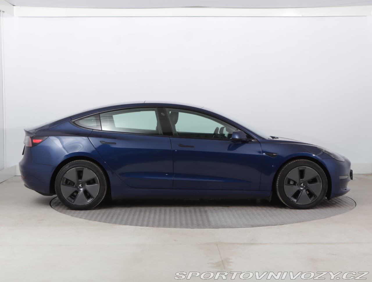 2020 Tesla MODEL 3 - 11