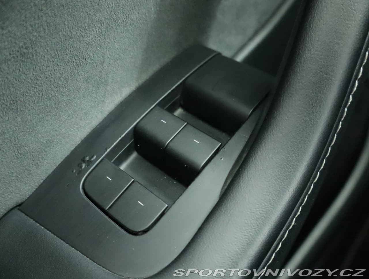 2022 Tesla MODEL Y - 29