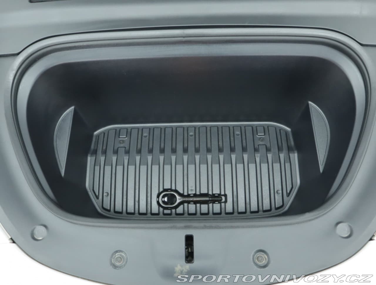 2022 Tesla MODEL Y - 33