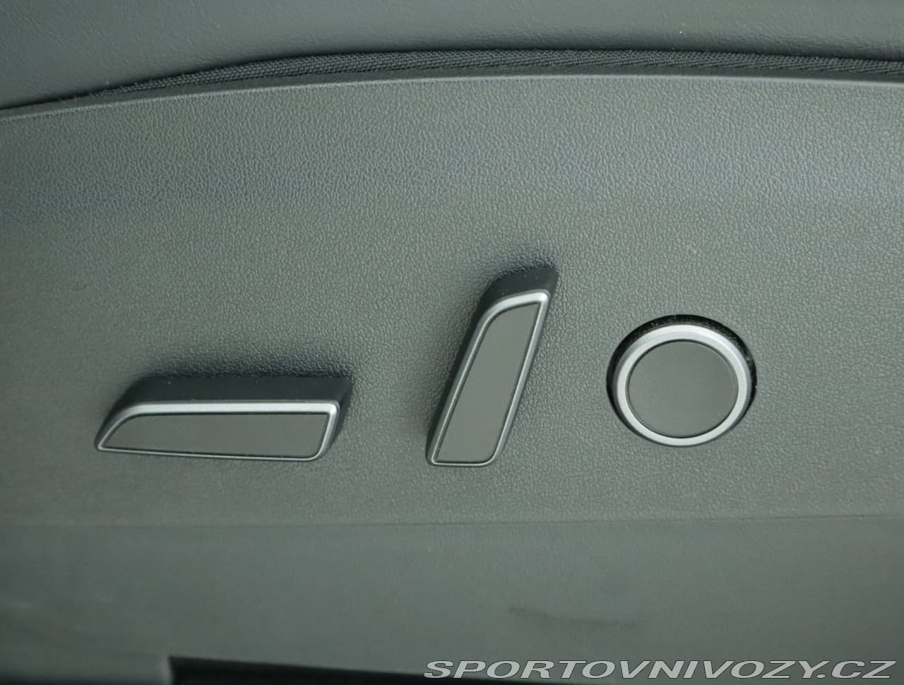 2022 Tesla MODEL Y - 39