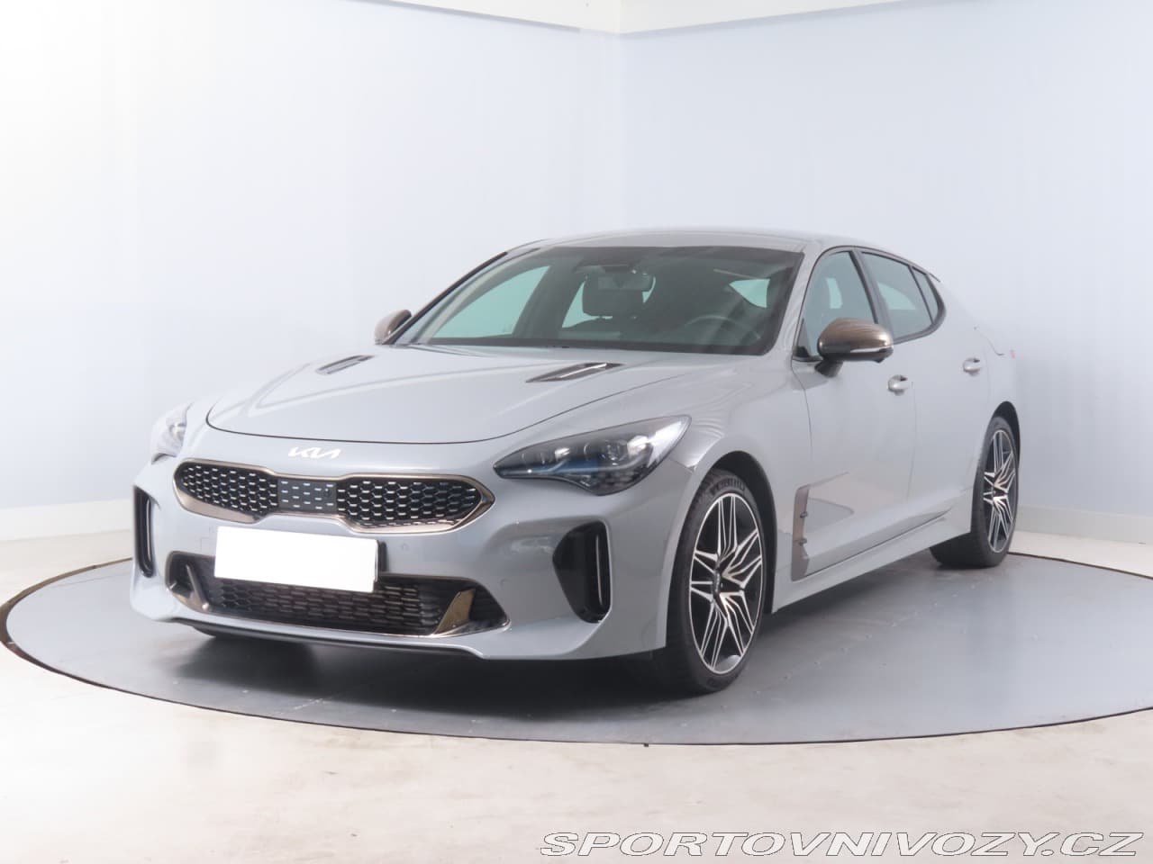 2023 Kia STINGER - 3