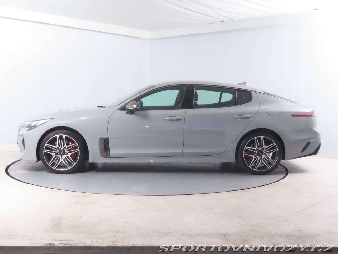 2023 Kia STINGER - 5