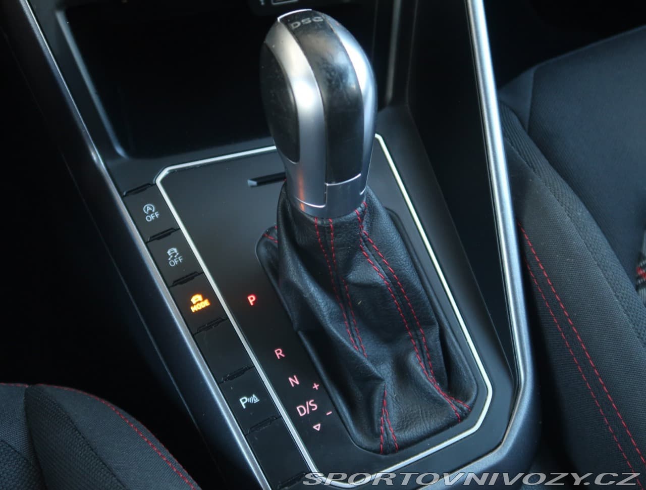 2018 Volkswagen POLO - 25