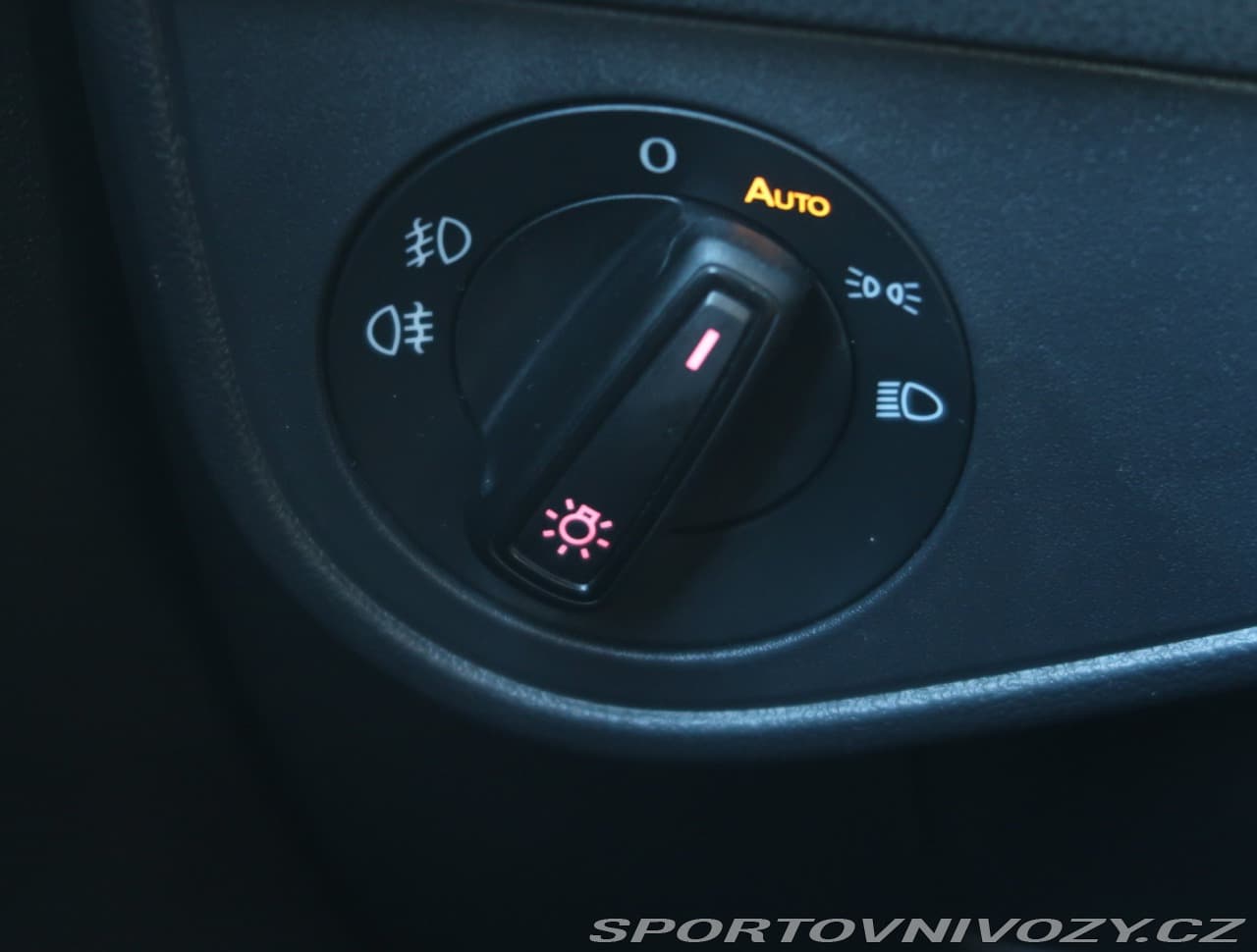 2018 Volkswagen POLO - 31