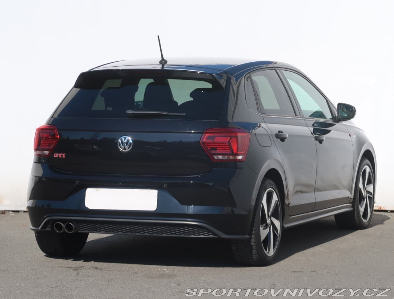 2018 Volkswagen POLO - 9