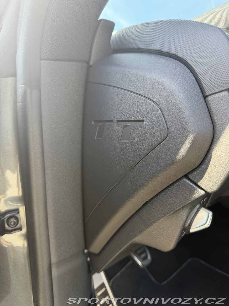 2015 Audi TT - 15