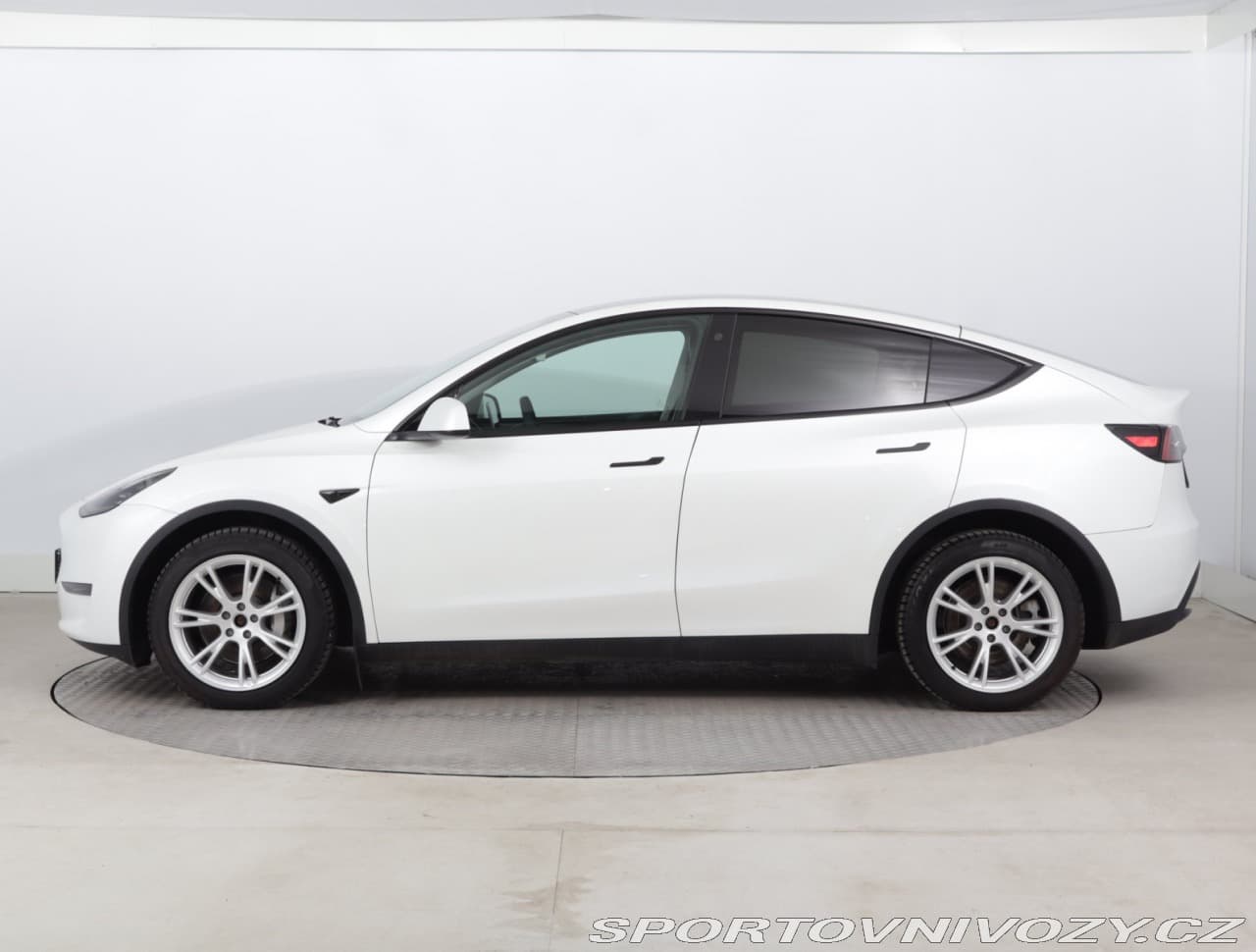 2023 Tesla MODEL Y - 5
