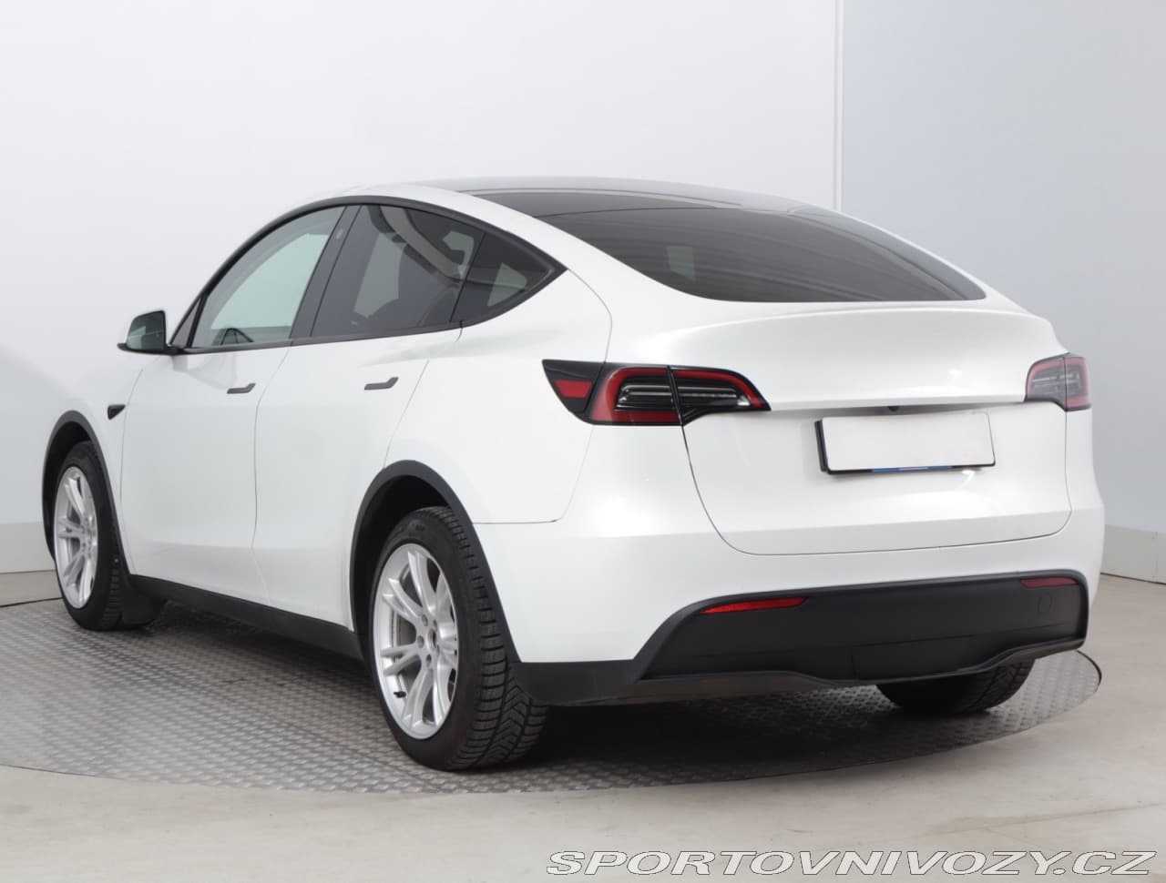 2023 Tesla MODEL Y - 7