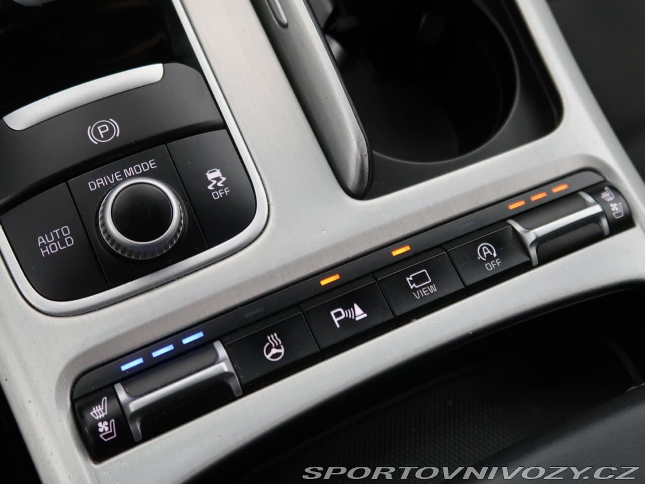 2018 Kia STINGER - 17