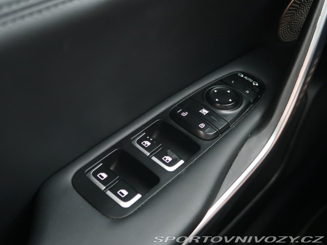 2018 Kia STINGER - 20