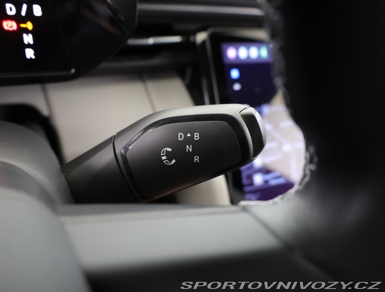 2025 Ford CAPRI - 17