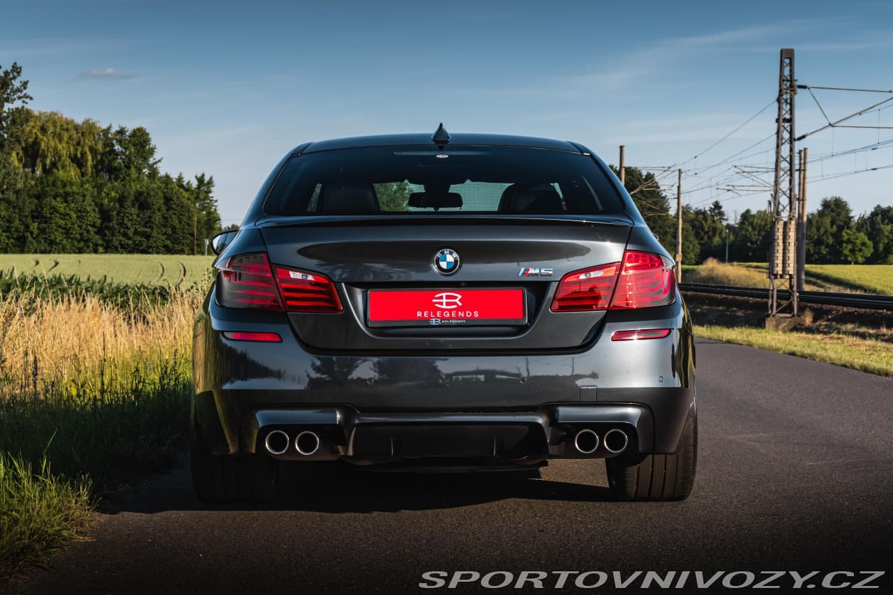 2016 BMW M5 - 15