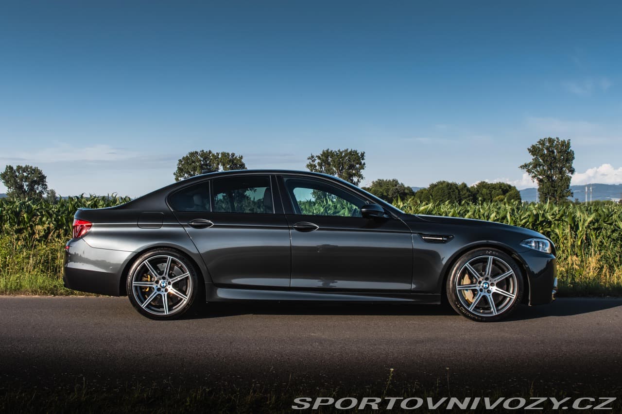 2016 BMW M5 - 17