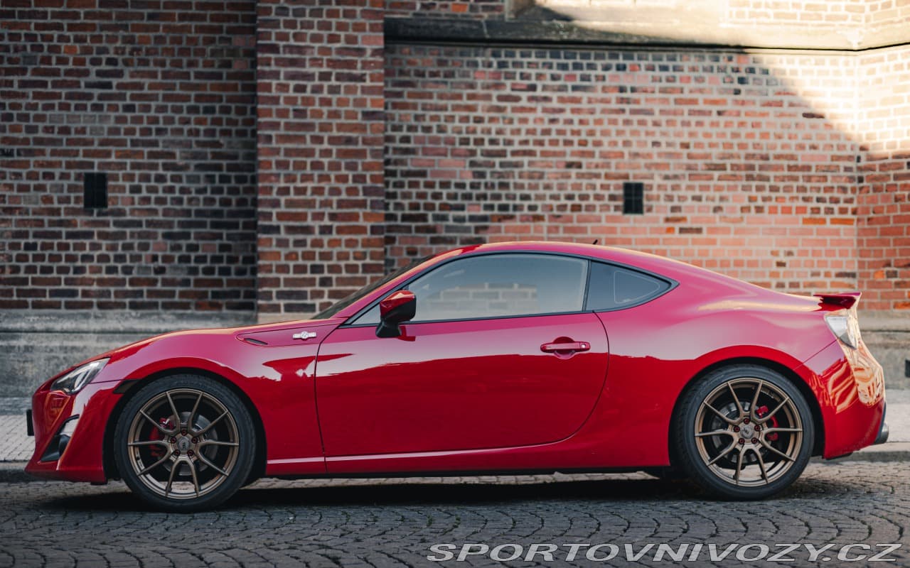 2014 Toyota GT86 - 5