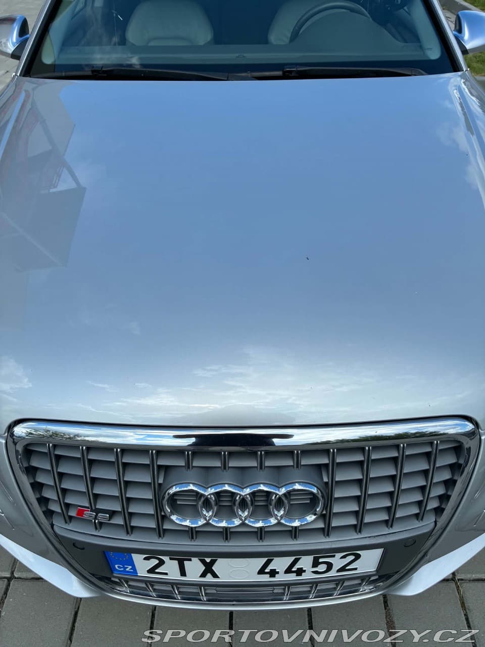 2006 Audi S8 - 13