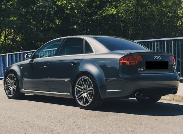 2006 Audi RS4 - 16