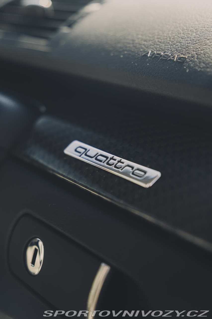 2006 Audi RS4 - 12