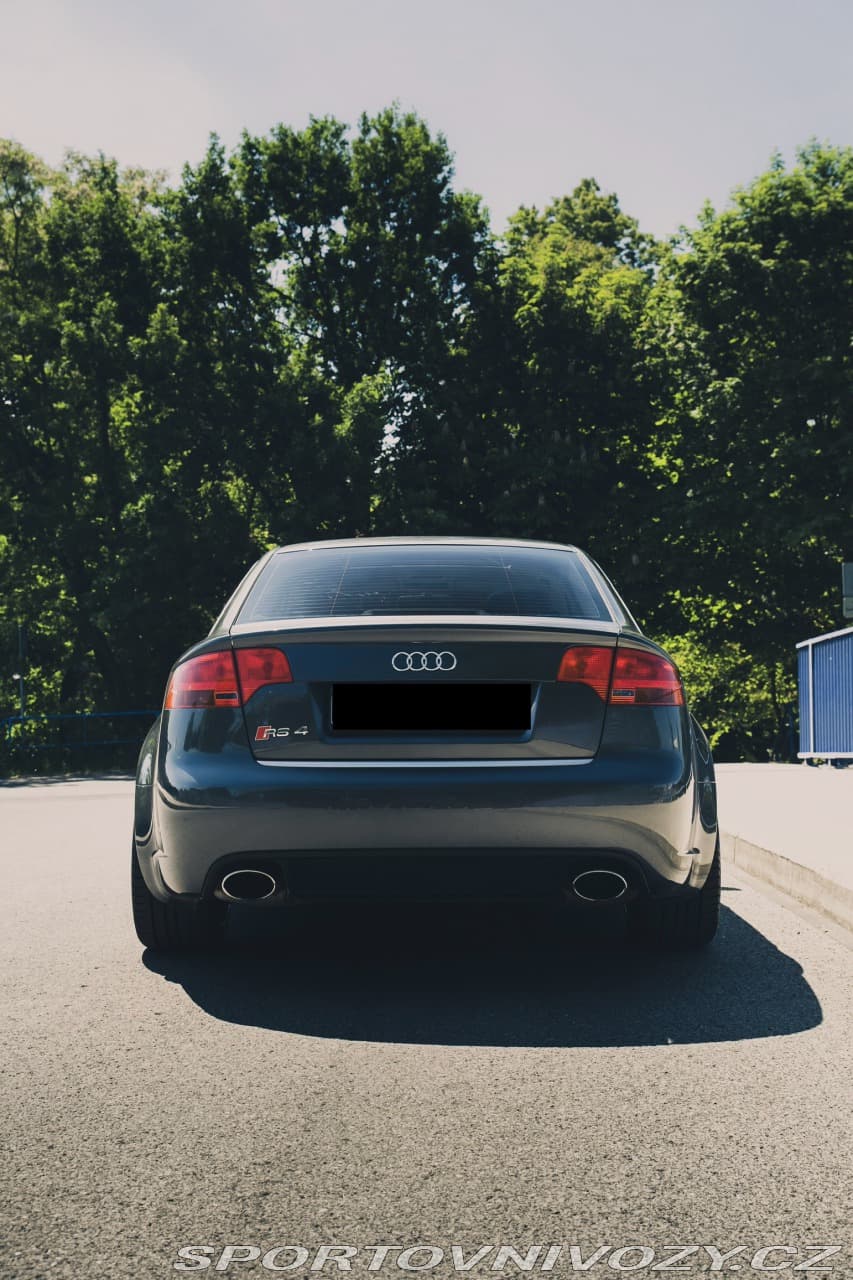 2006 Audi RS4 - 2