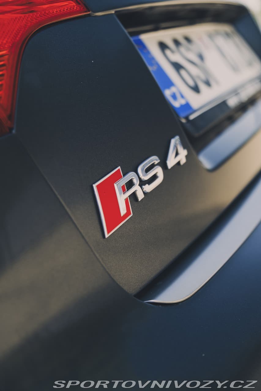 2006 Audi RS4 - 3