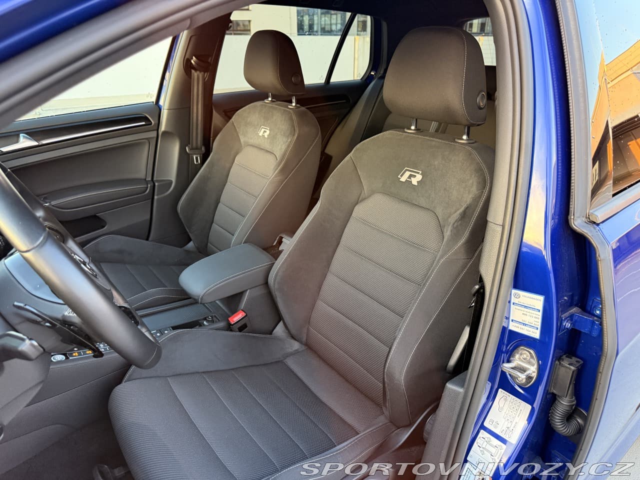 2019 Volkswagen GOLF - 27