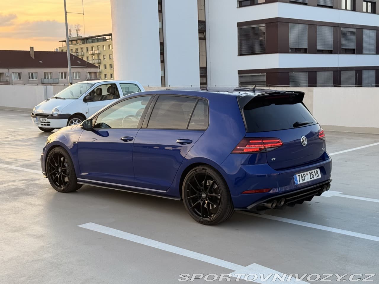 2019 Volkswagen GOLF - 7