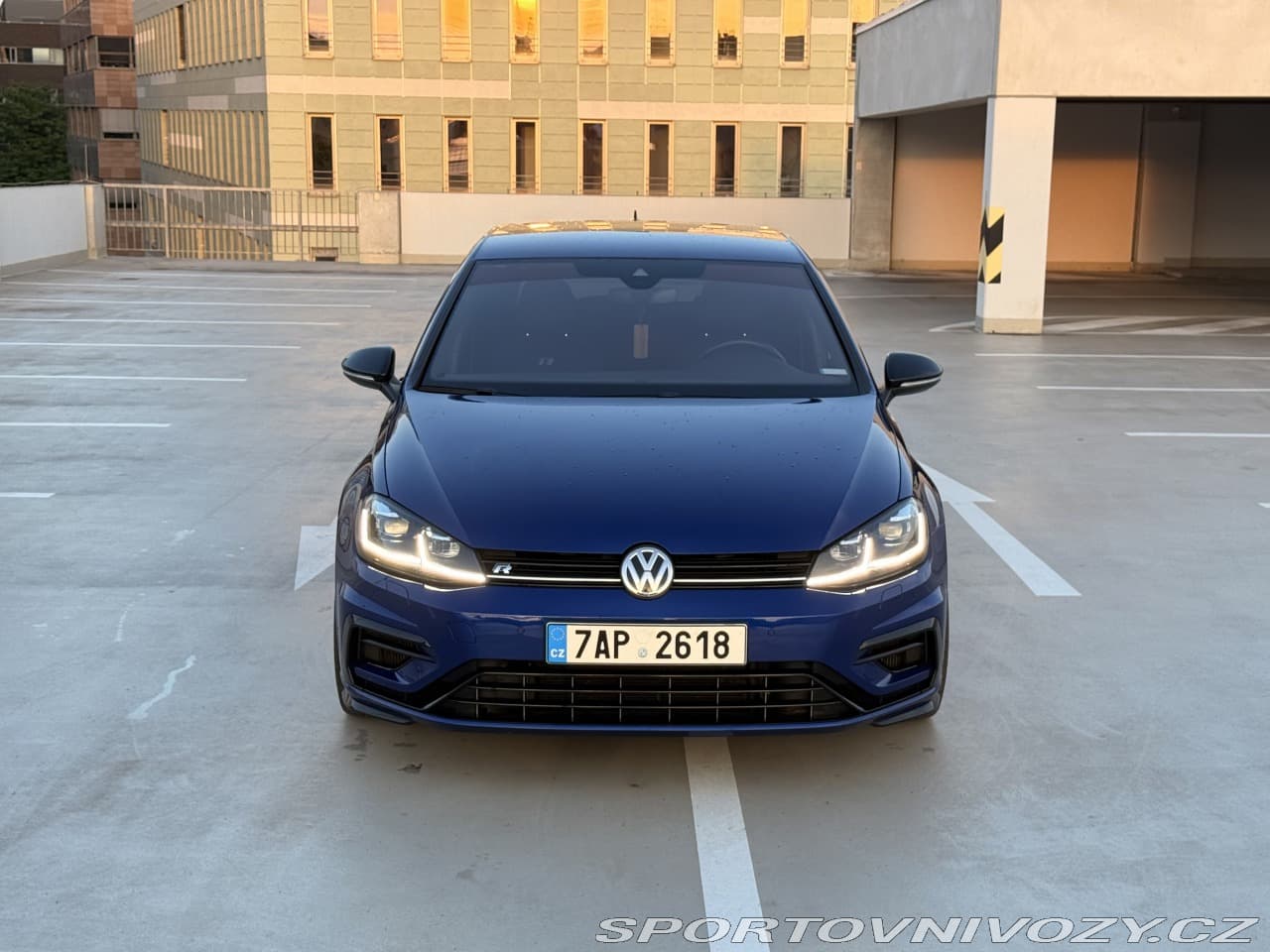 2019 Volkswagen GOLF - 9