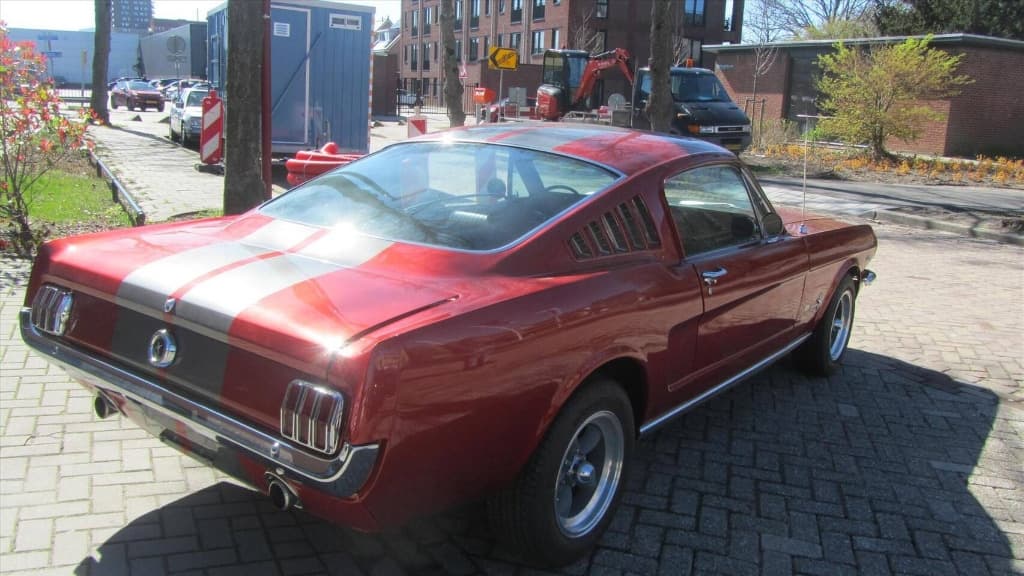 1965 Ford MUSTANG - 3