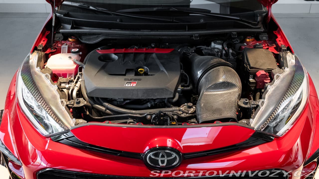 2021 Toyota YARIS - 10