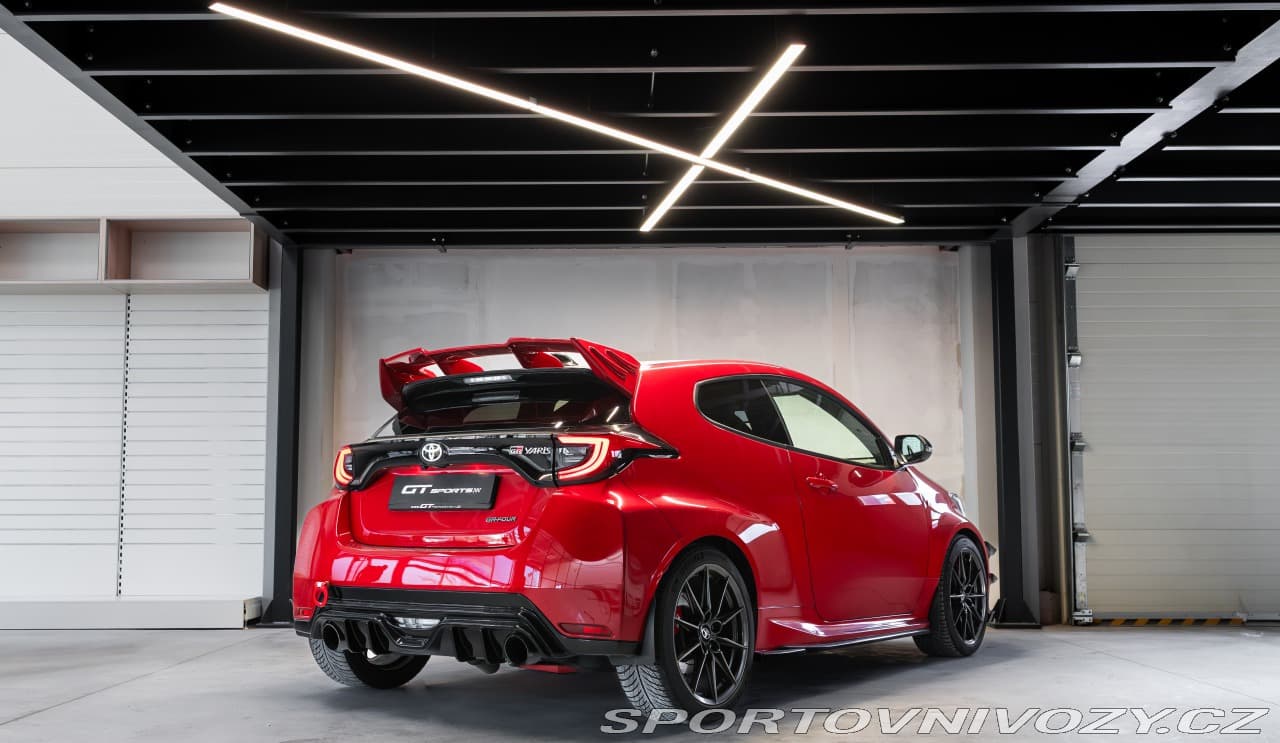 2021 Toyota YARIS - 3