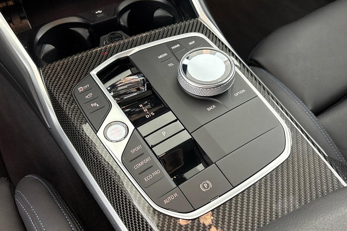 2025 BMW 3-SERIES - 11