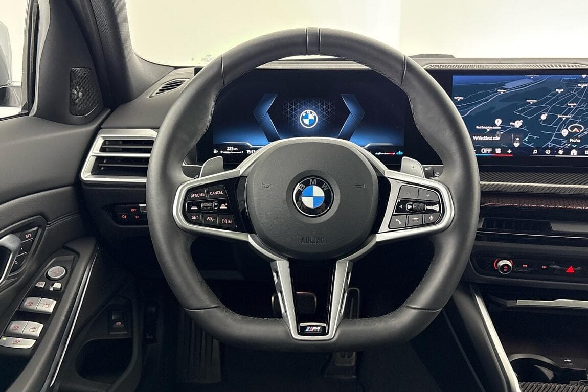2025 BMW 3-SERIES - 9