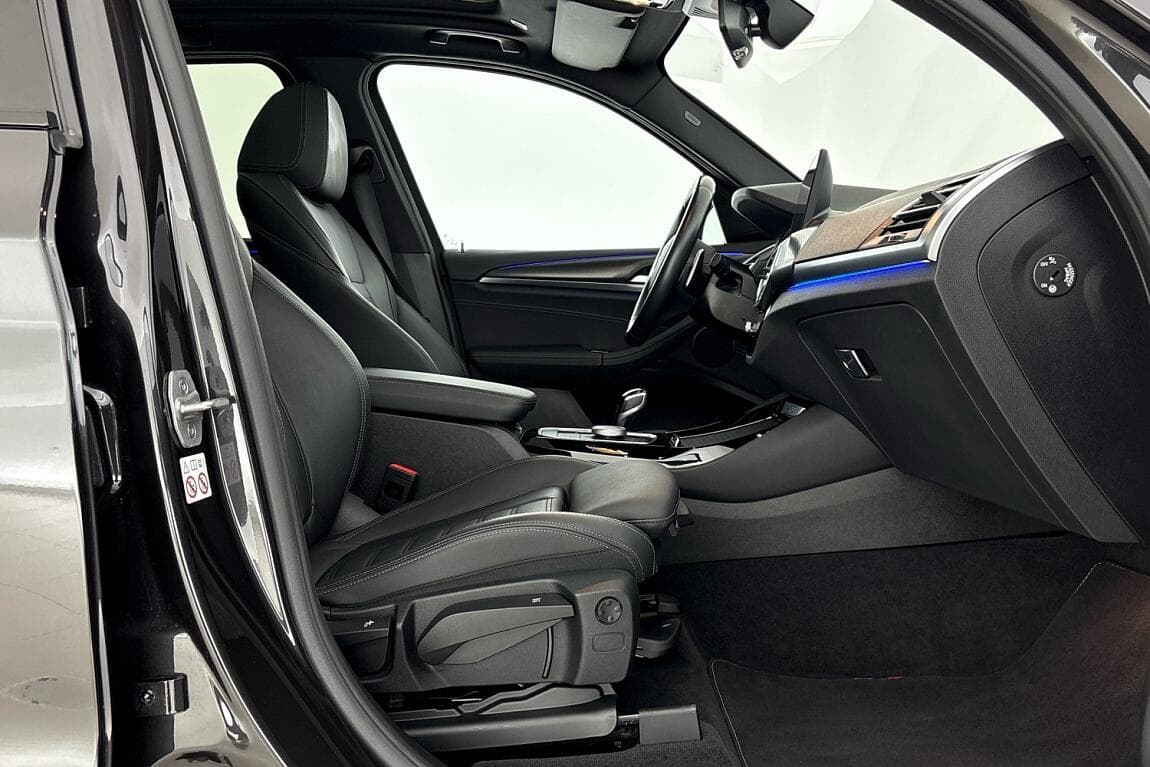 2023 BMW X3 - 16