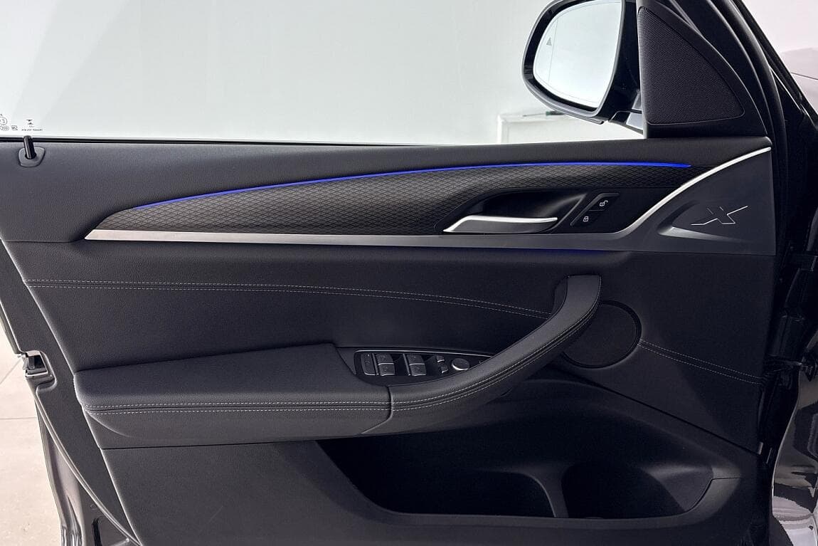 2023 BMW X3 - 17