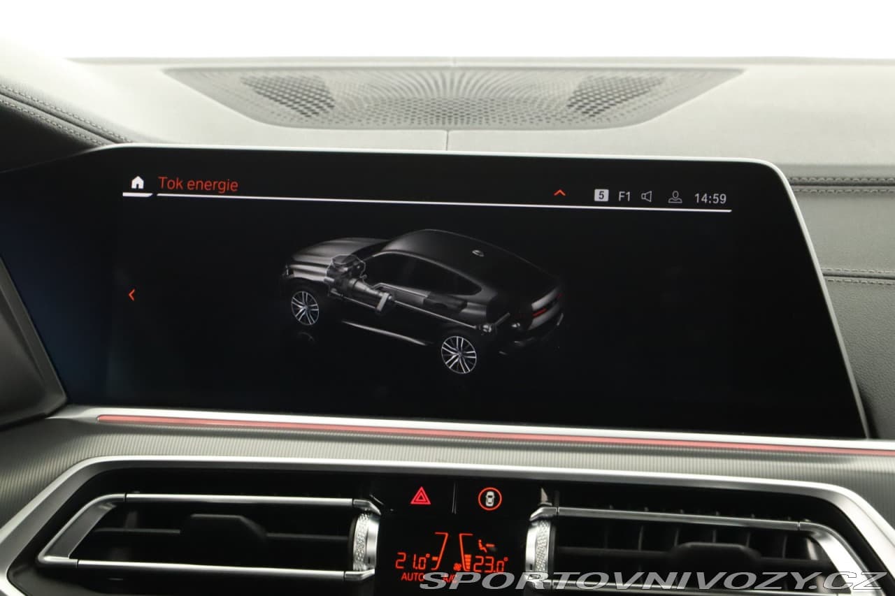 2022 BMW X6 - 16