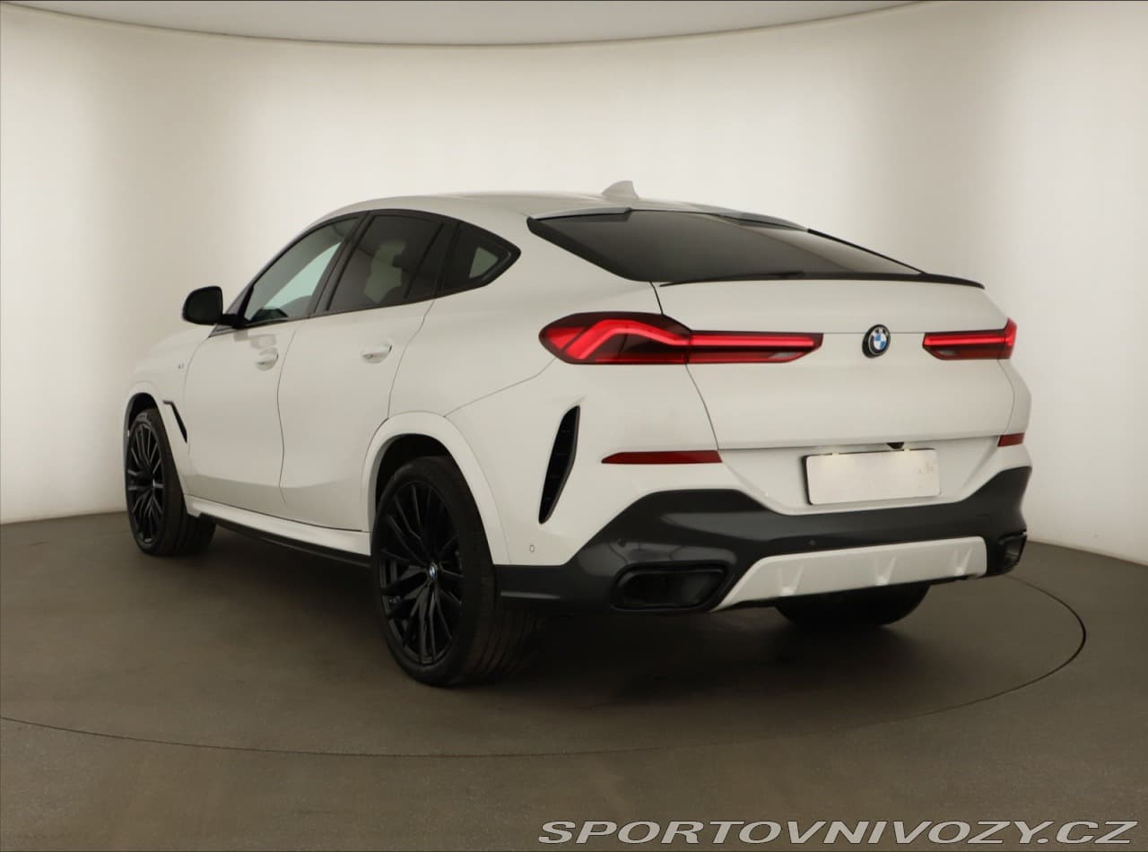 2022 BMW X6 - 4