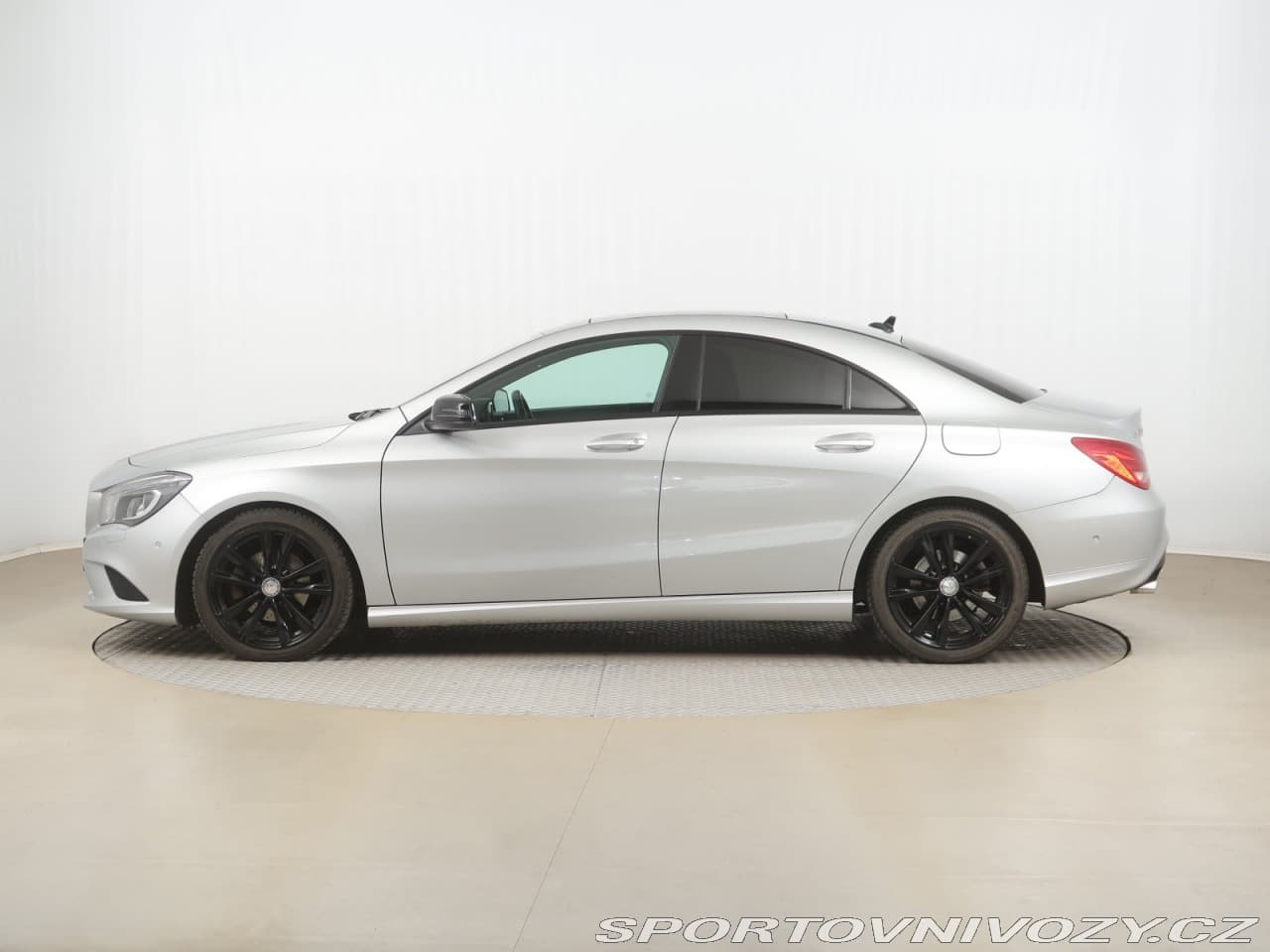 2013 Mercedes-Benz CLA - 3